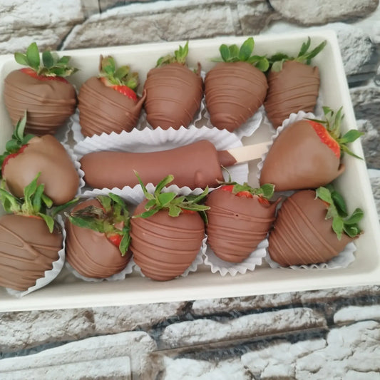 KAZETKA menších jahodiek 🍓 s banánom 🍌