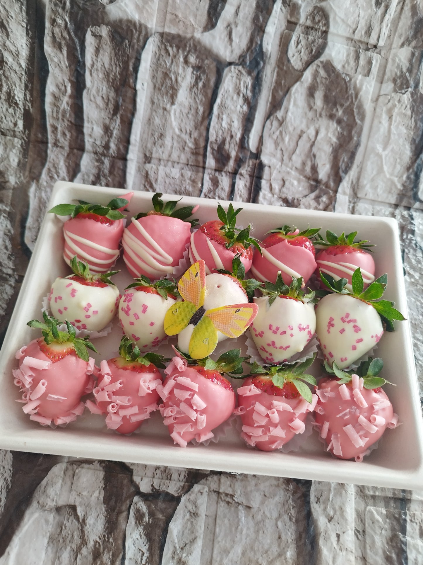 KAZETKA menších jahodiek 🍓