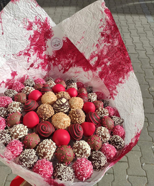1. MAXI KYTICA💐